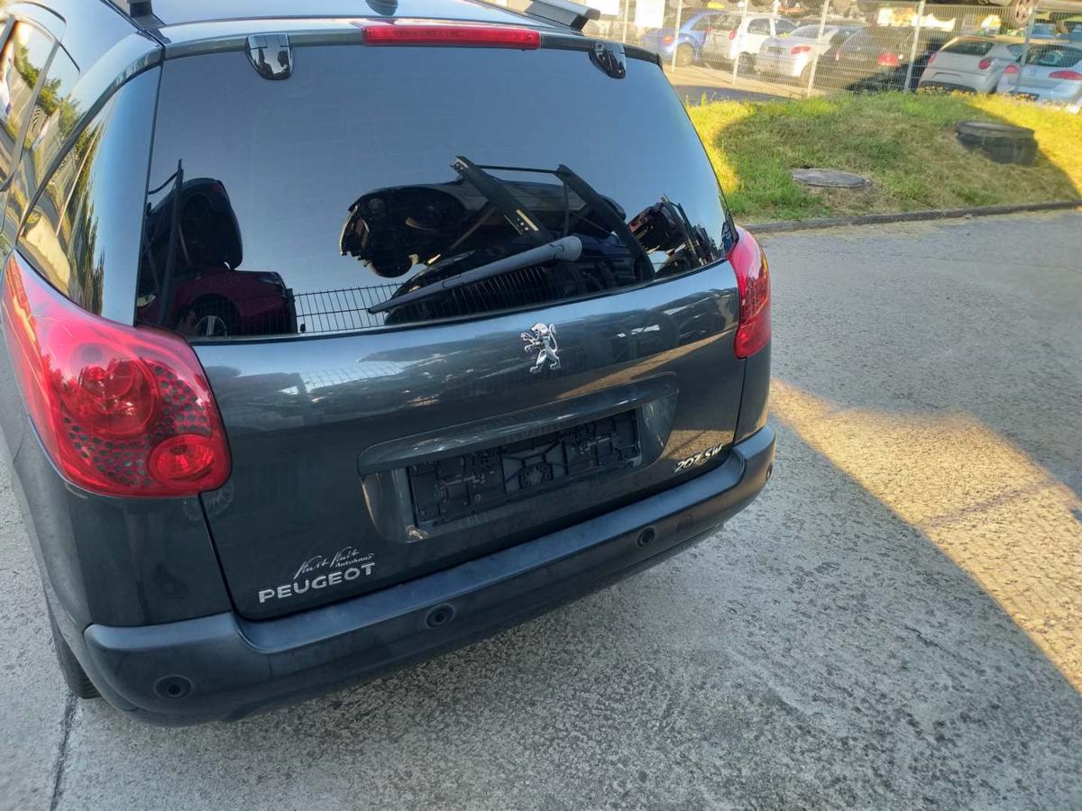 Peugeot 207SW Bj.2008 original ausstellbarer Heckscheibe Kombi Peugeot 207SW Bj.2008 original ausstellbarer Heckscheibe Kombi